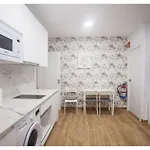 Felisa A Apartment *